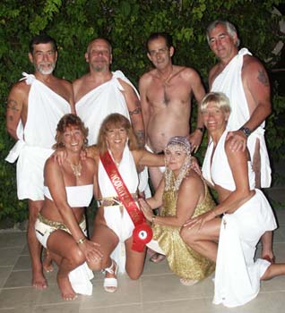 GroupToga 002