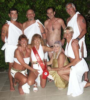 GroupToga 003